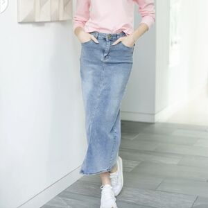 Light Blue Denim Maxi Skirt - Casual Everyday